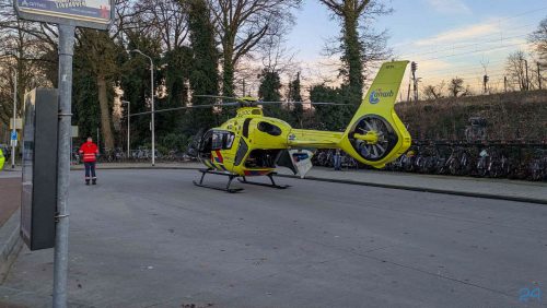 2026_02_25-Traumahelikopter_naar_Weert_station_voor_medische_noodsituatie-2