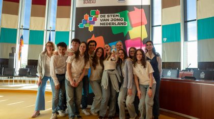 2026_02_26-Het-College-uit-Weert-wint-tweede-prijs-bij-De-Stem-van-Jong-Nederland