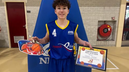 2026_03_09-Glenn-is-Spelertje-van-de-maand-Februari-bij-Jumping-Giants