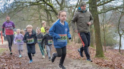 2026_03_30-Hema-Volksloop-tijdens-Pasen-sport-jeugdcompetitie-en-paasverrassing-centraal