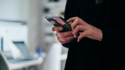 2026_04_25-Zakelijke-telefonie-die-met-je-meebeweegt-24webvertising
