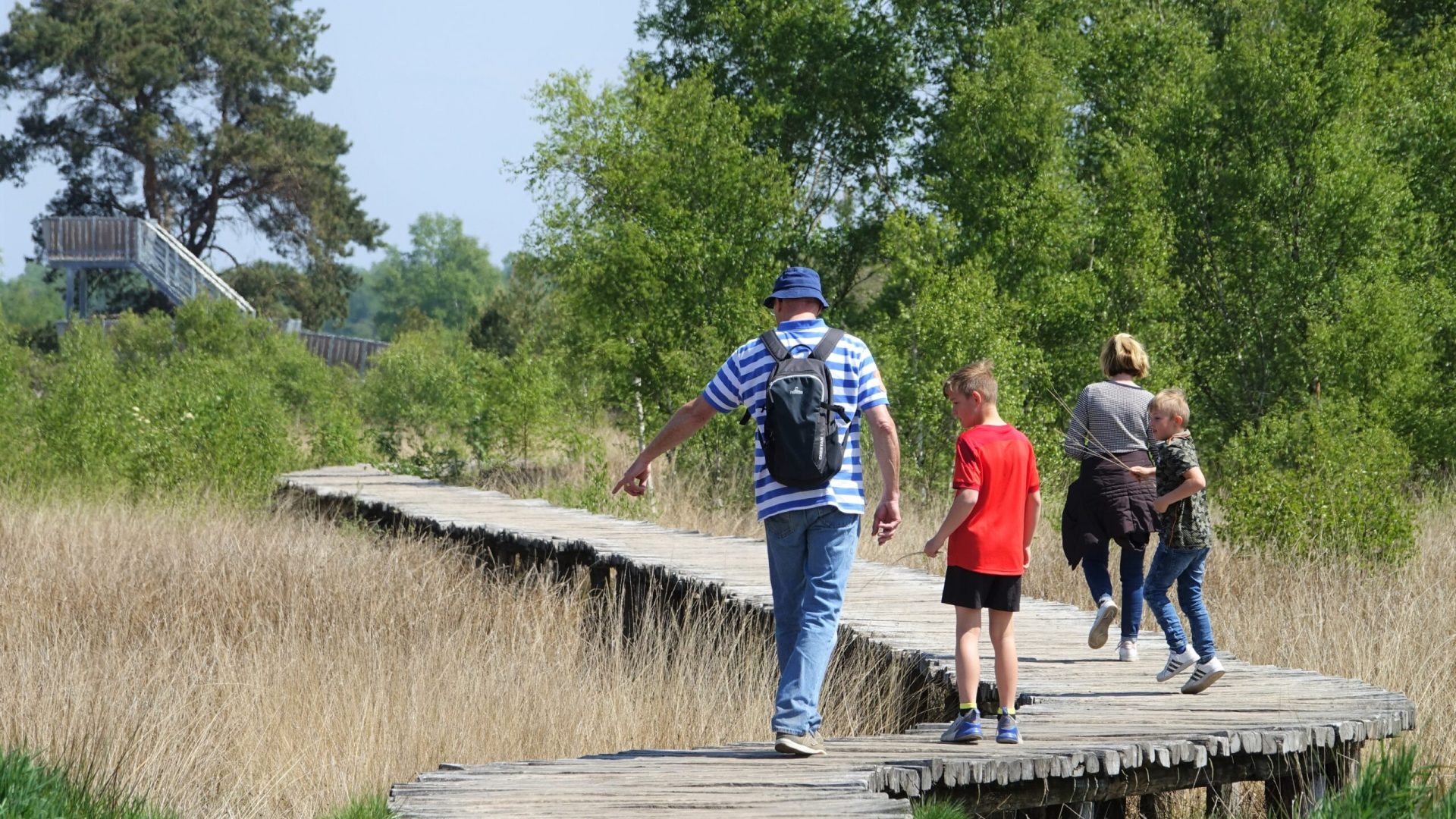 2026_05_06-Ga_voor_dag_en_dauwtrappen_in_de_natuur