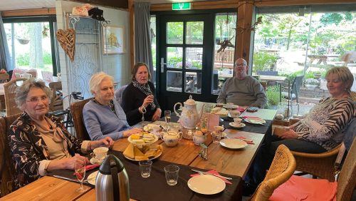 2026_05_12-Gezellige_high_tea_voor_deelnemers_van_de_Tref3