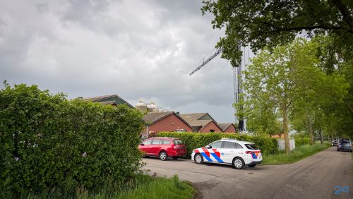 2026_05_13-Jonge-zakt-door-dak-tijdens-werkzaamheden-en-raakt-zwaar-gewond-1
