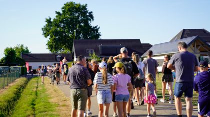 2026_08_11-Wandelvierdaagse_Nederweert_van_start-18