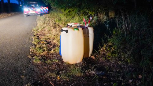 2026_08_13-Lege_jerrycans_aangetroffen_aan_de_Lozerweg-In_Weert-1