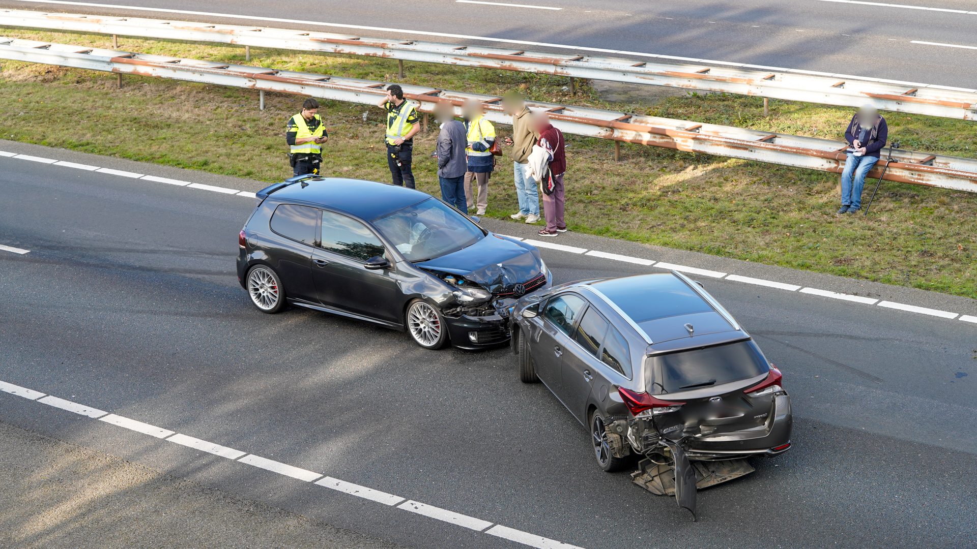 2026_10_30-Ongeval_met_meerdere_autos_zorgt_voor_file_op_A2-3
