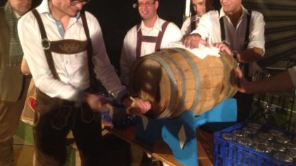 561974_452050254830188_64917890_n