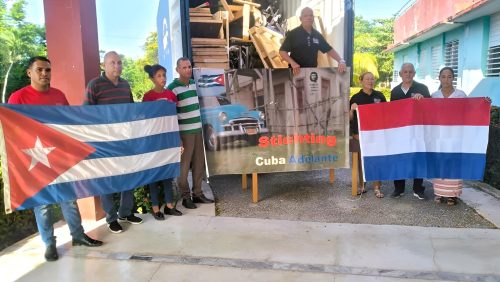 6e-container-stichting-Cuba-Adelante-in-Cuba2
