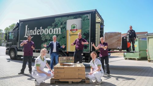 7000-bierpakketten-van-Lindeboom-voor-helden-van-hier-6