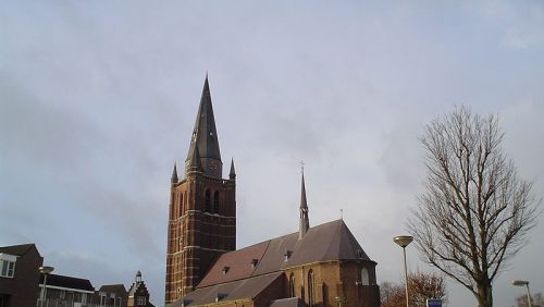 800px-Lambertuskerk_Nederweert