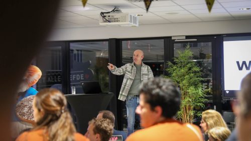 Albert-Heijn-Heerschap-spekt-de-kas-van-sport-scouting-en-carnavalsverenigingen-6 Albert-Heijn-Heerschap-spekt-de-kas-van-sport-scouting-en-carnavalsverenigingen-6