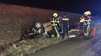 Auto-in-greppel-A2-2