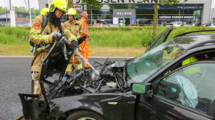 Autobrand-Kampershoek-Edisonlaan-Weert-4