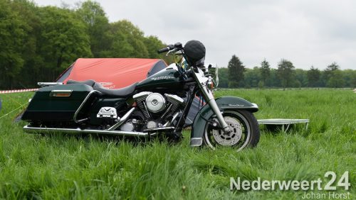 Op het landgoed va Kuypers (Beachamps op de Lozerweg) zijn de eerste campinggasten gearriveerd die morgen de motorrit rondom het Bambi treffen rijden.