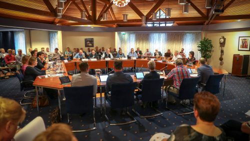 Bijeenkomst-coalitievorming-gemeenteraad-Nederweert-1