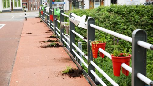 Bloembakken-Brug-15-Nederweert-1