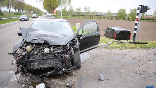 Botsing-bij-Niesakkerbrug-Ospel-1