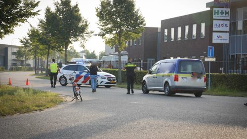 Botsing-busje-en-fietser-Bronsstraat-2
