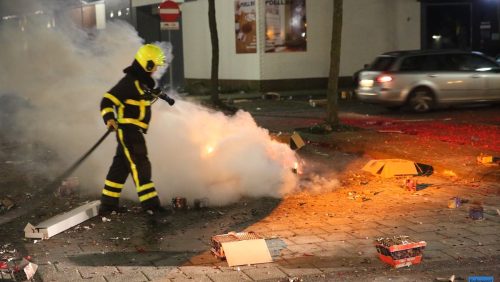 Brandweer-vuurwerk-nederweert-3