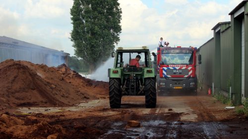 Brandweer-weer-naar-Bientjesweg-004