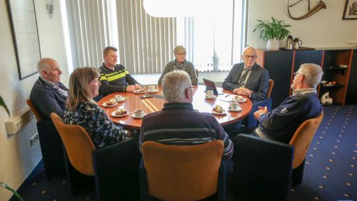 Burgemeester-Evers-ontvang-helden-1