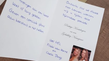 Carla-en-Nikki-schrijven-kerstkaarten-1