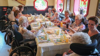 Clienten-zorgcentrum-Sint-Joseph-naar-Chinees-restaurant-Nederweert-1