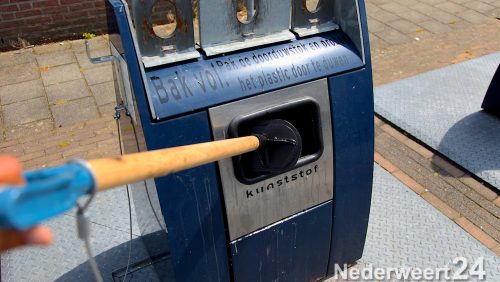 doorduwstok bij ondergrondse verzamel(afval)containers Nederweert