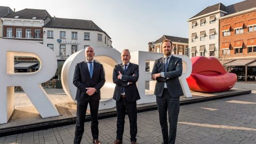 Dwars-Makelaars-opent-haar-3e-vestiging-nu-ook-in-Roeromond