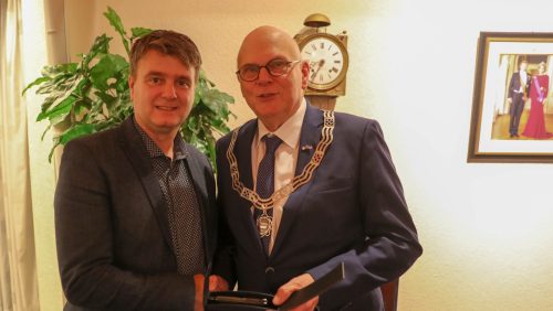 Eddy-Nijsen-samen-met-Burgmeester-Evers-1