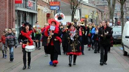 Eerste-openlucht-Kepelle-festival-Ni-jwieert-013