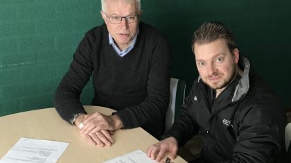 Eindse-Boys-verlengt-contract-damestrainer-Tom-van-Dooren