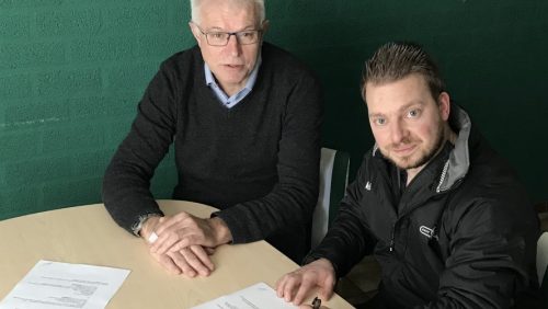 Eindse-Boys-verlengt-contract-damestrainer-Tom-van-Dooren