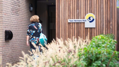 Extra-zwemgroep-voor-vrouwen-met-en-na-kanker-vanwege-grote-belangstelling Extra-zwemgroep-voor-vrouwen-met-en-na-kanker-vanwege-grote-belangstelling