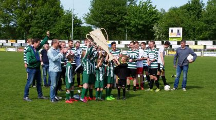 F1-Eindse-Boys-gehuldigd