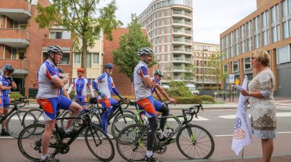 Fietsende-ondernemers-voor-lokale-goede-doelen-16