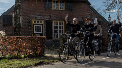 Fietstocht-‘Rondje-Weert-met-stadsgids2 Fietstocht-‘Rondje-Weert-met-stadsgids2