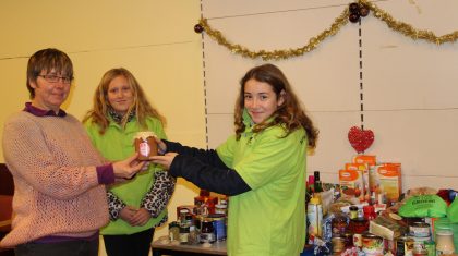 Foto-behorend-bij-persbericht-samen-voor-de-voedselbank-MAVO-in-het-GROEN