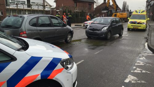 Frontale-botsing-Maaseikerweg-2