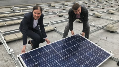Gemeente-Weert-plaatst-zonnepanelen-op-gemeentelijke-gebouwen