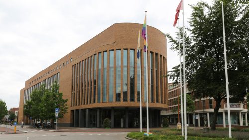 Gemeentehuis-Weert-2