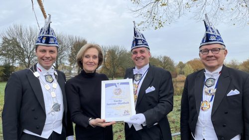 Gerdy-Janssen-Hartholt-ontvangt-Orde-van-t-Kammeraodje-2023