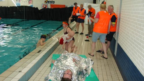 Geslaagde-wedstrijd-‘Eerste-Hulp-aan-Drenkelingen
