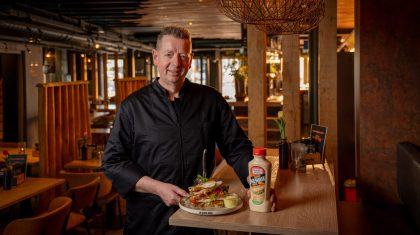 Goudas-Glorie-Creamy-Kerrie-Sauce-Dennis-de-Liefde