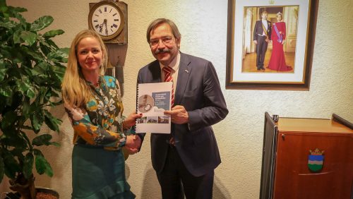 Gouverneur-Theo-Bovens-bij-Gemeenteraad-Nederweert-5