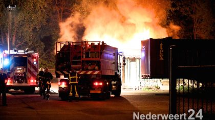 Grote brand woonwagenkamp Eindhovenseweg Weert