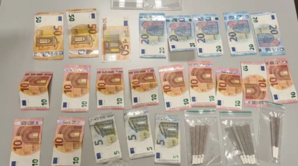 Grote-hoeveelheid-contant-geld-hard-en-soft-drugs-aangetroffen2