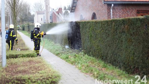 Heg-brand-vuurwerk-weert-boshoverweg-457