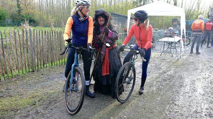 Heksenheuveltocht-met-dollende-heks Heksenheuveltocht-met-dollende-heks